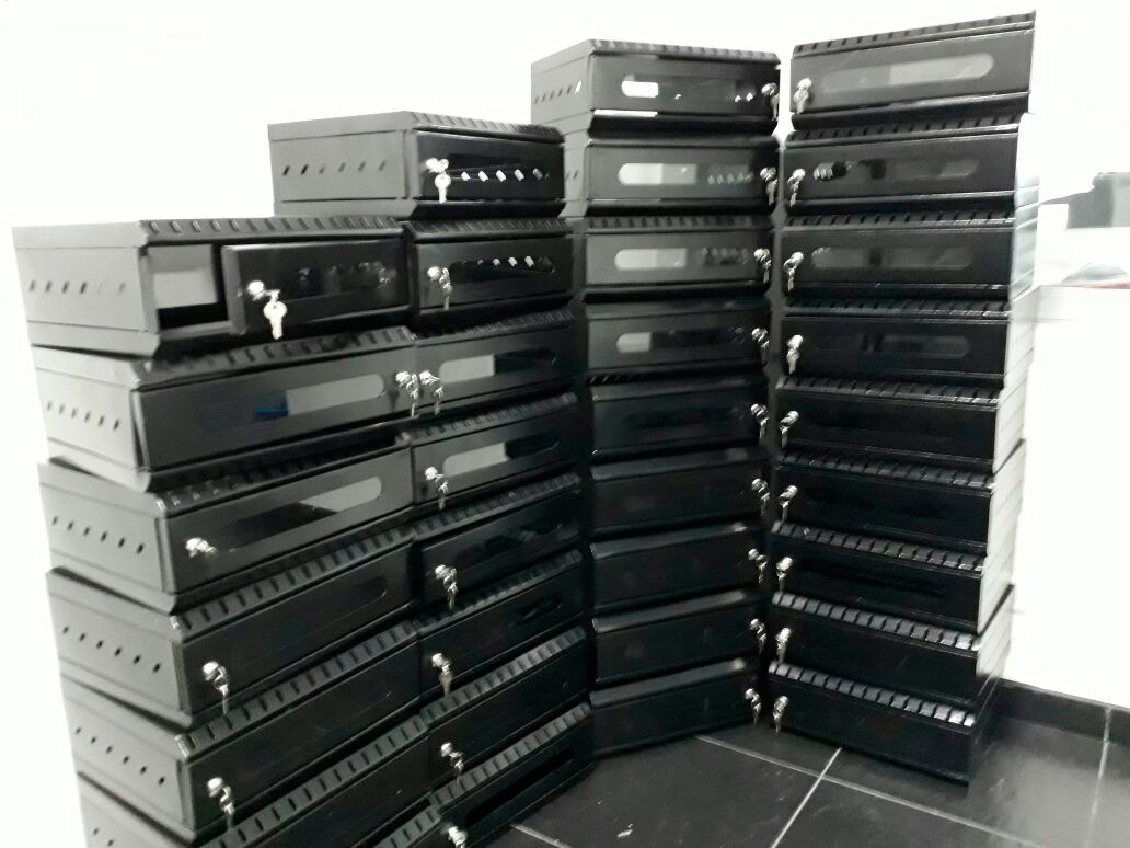 Fabrica de gabinetes metalicos para dvr, servidores